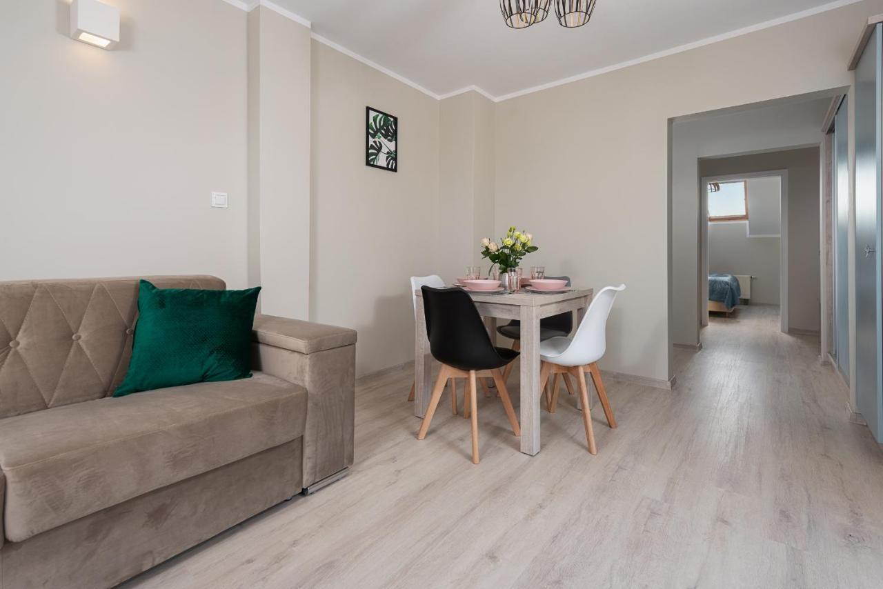 Roza Baltyku - Apartamenty I Pokoje A Dębki Eksteriør bilde