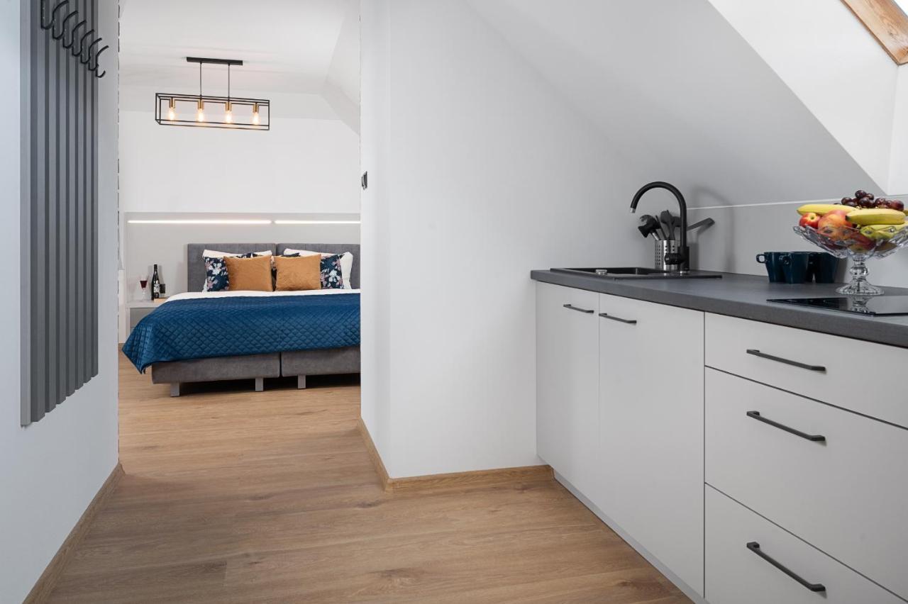 Roza Baltyku - Apartamenty I Pokoje A Dębki Eksteriør bilde